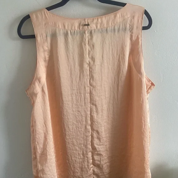 DKNY V Neck Silky Peach Sleeveless Blouse - Picture 3 of 6